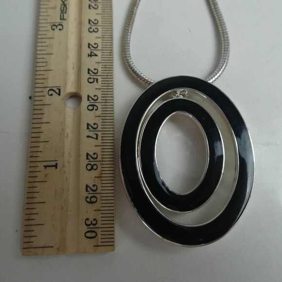 Long Modern Nested Black Oval Pendant Open Round Chain Necklace Enamel 36" - Picture 6 of 8